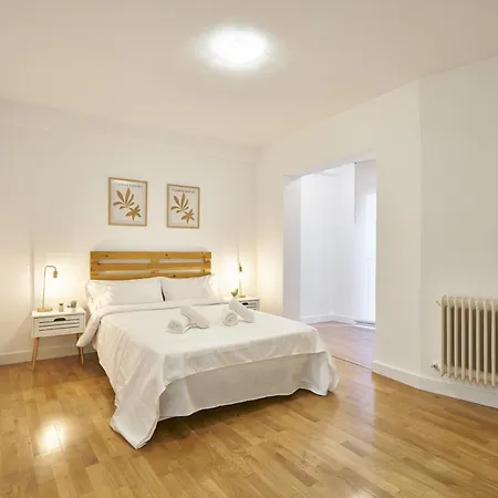 Abajo10 Centro Apartment *